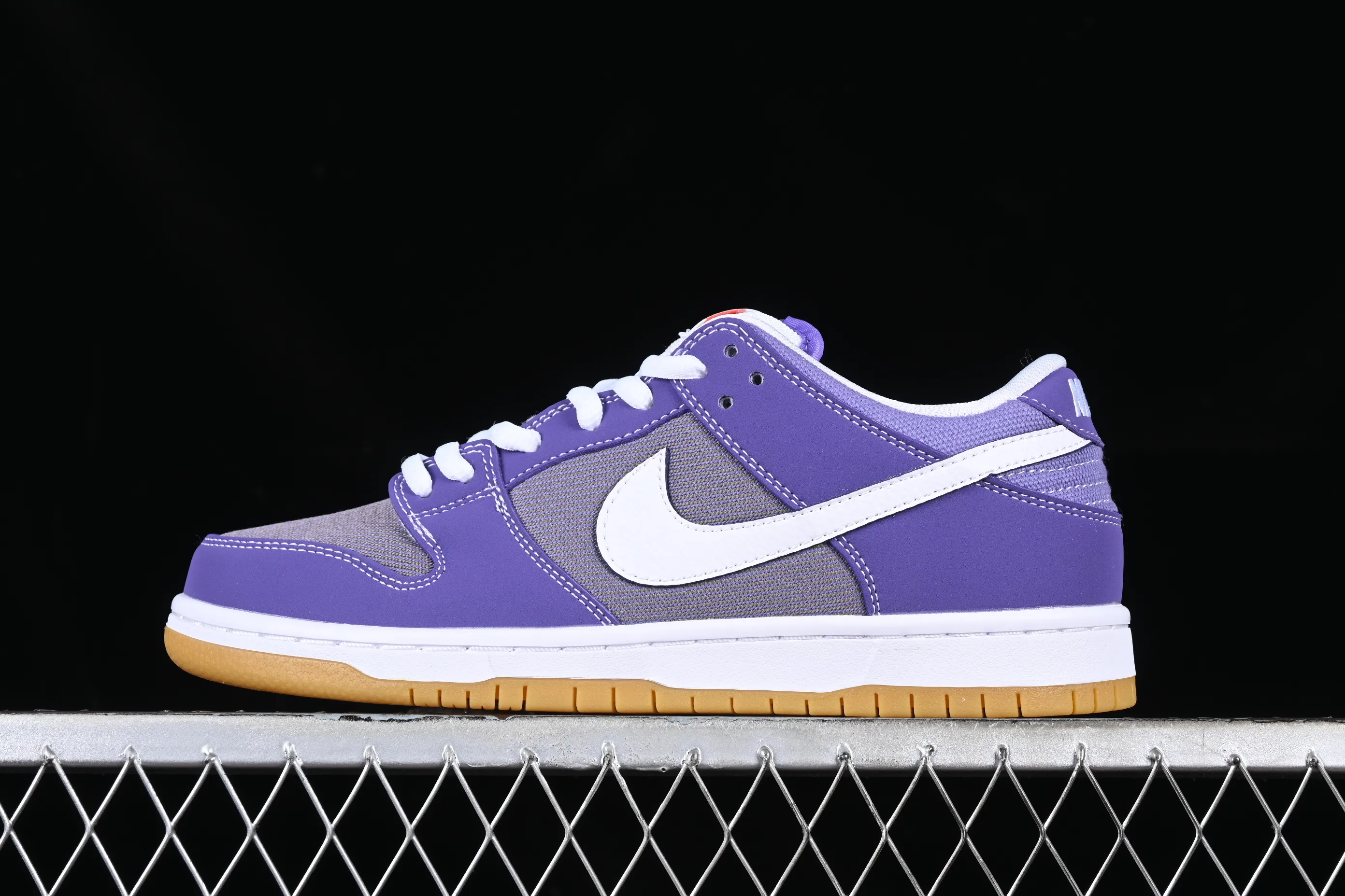 All categories Nk SB Dunk series Nk SB Dunk Low low-top sneakers Nk SB Dunk Low Prm secret purple color SB smashed backboard fashion casual sneakers DA9658-500